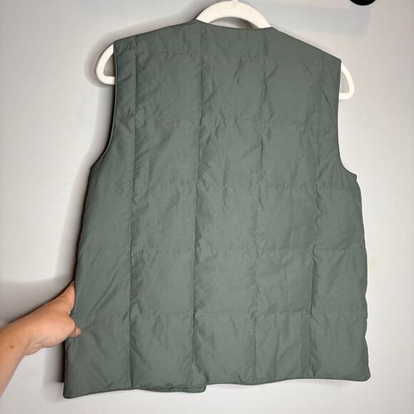 COS Quilted Down Puffer Vest - Picture 6 of 9
